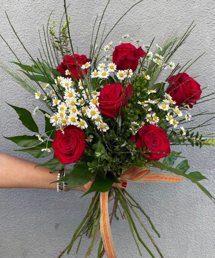 Ramo 6 rosas de Sant Jordi Ramo 6 rosas de Sant Jordi